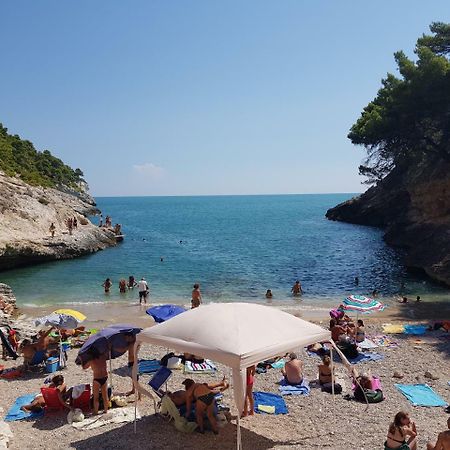 Villa Cala Della Pergola Vieste Bagian luar foto