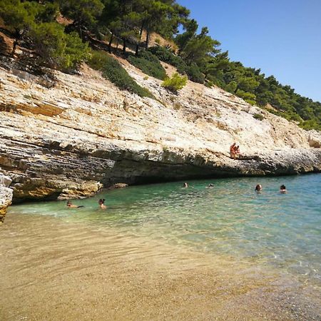 Villa Cala Della Pergola Vieste Bagian luar foto